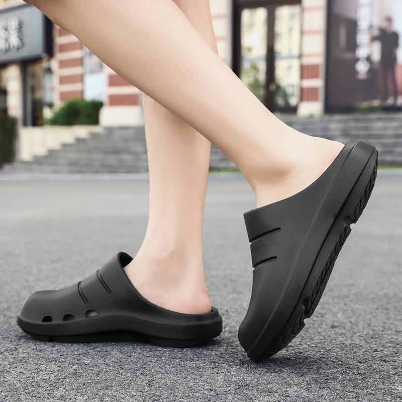 Black Men Slippers Outer Wear Summer Men Shoes Lightweight Breathable Shoes Platform Comfortable Men Half Slippers Beach Sandals