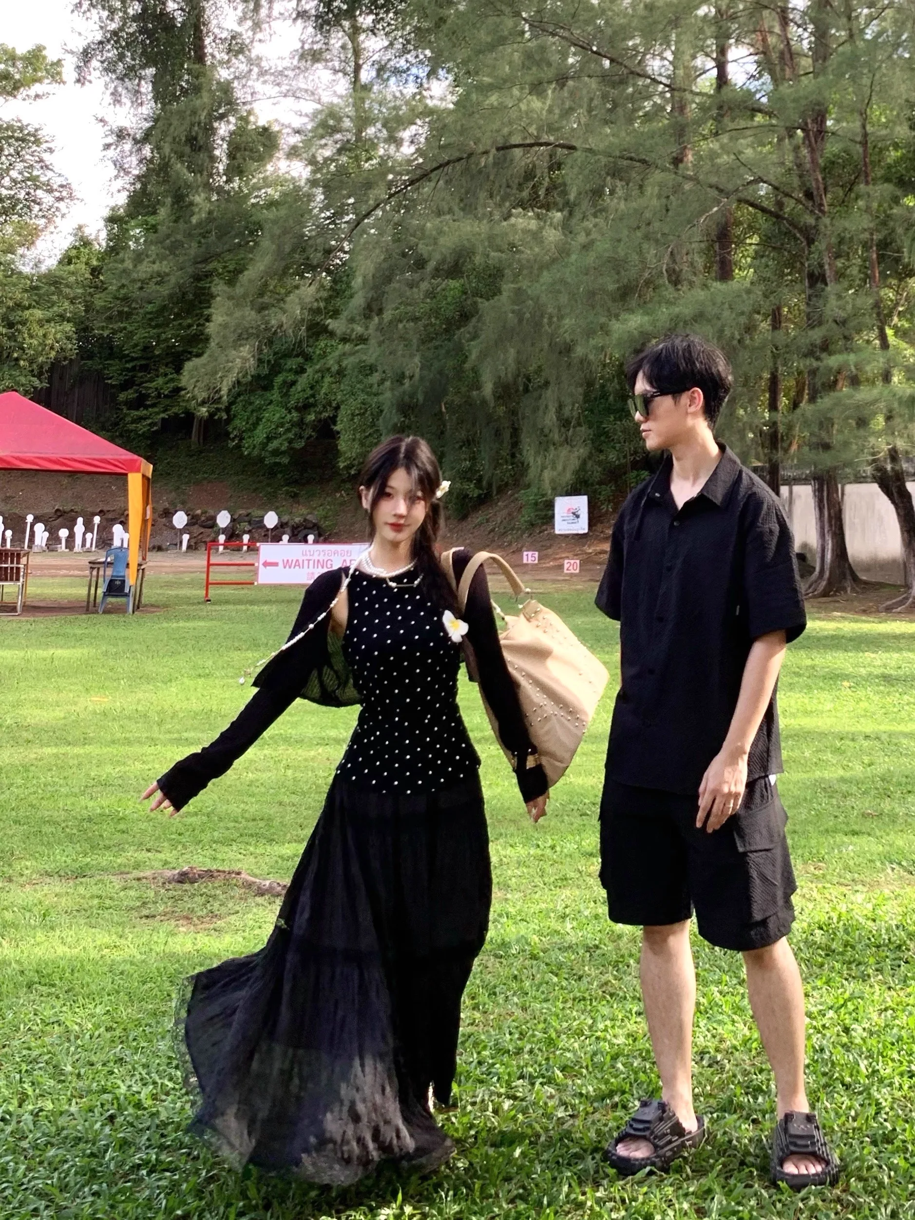 

Черный укороченный топ в горошек, облегающий, с завязками на талии, Uoo Fan Xin Sweet Temptation Marilyn Sle Trendy Kni