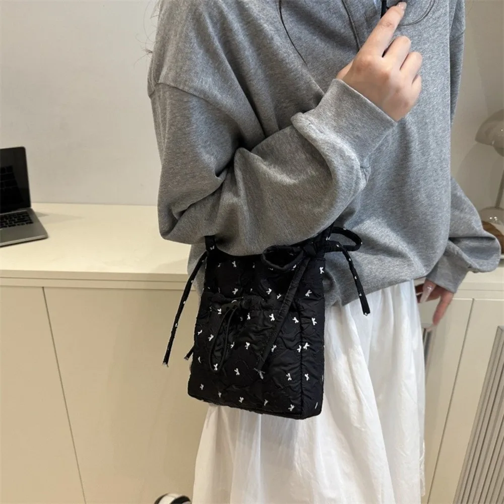 

Simple Versatile Bow Shoulder Bag Coin Pouch Solid Color Women Crossbody Bag Square Korean Style Mobile Phone Pack Outdoor