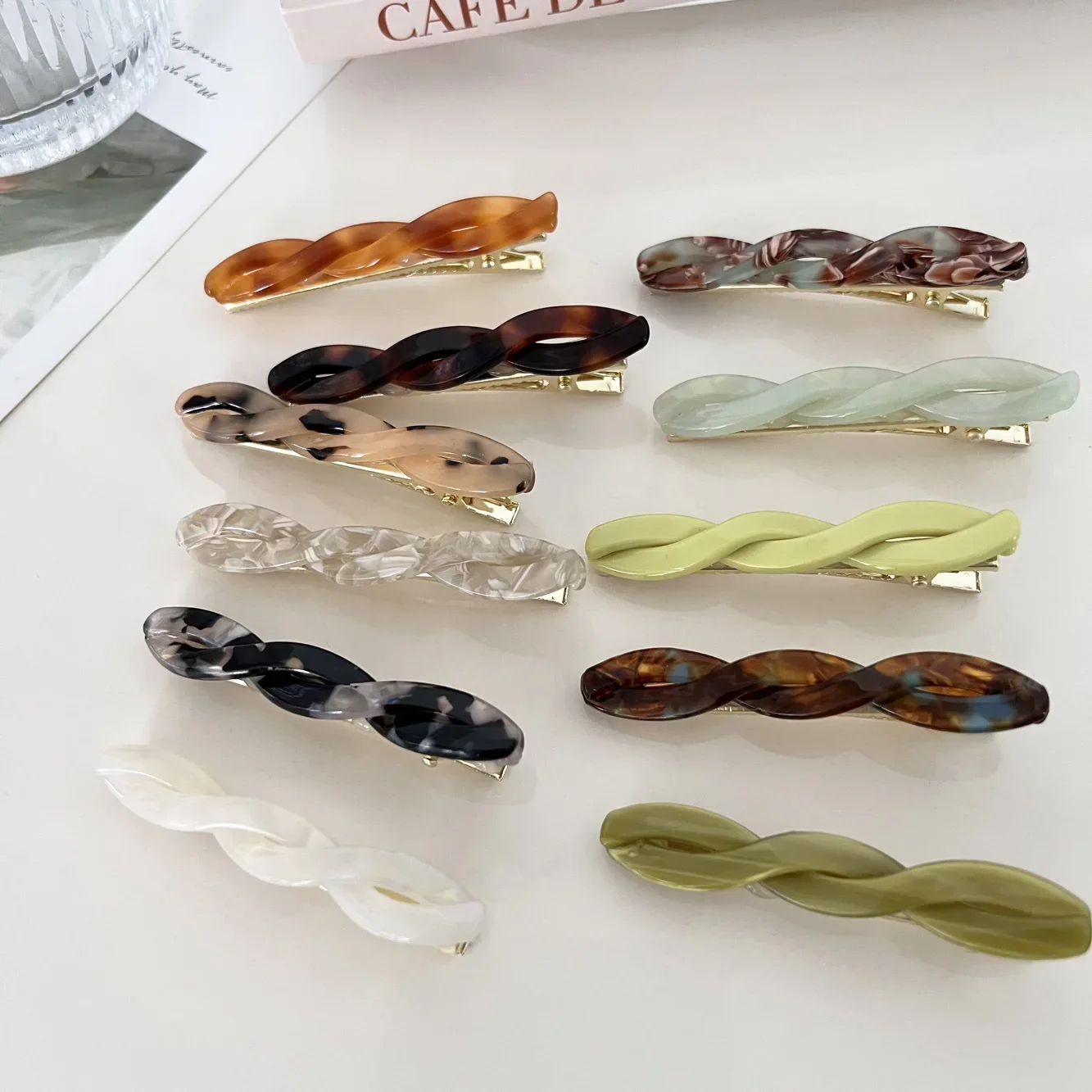 Korean Simple Acetate Duckbill Clip Temperament Sweet Twist Hair Side Clip Bangs Edge Clip French Girls Broken Hairpin Headwear