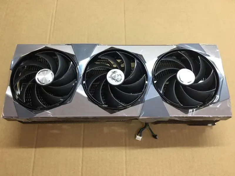 

Новый оригинальный радиатор-кулер для видеокарты MSI RTX4070ti SUPRIM X