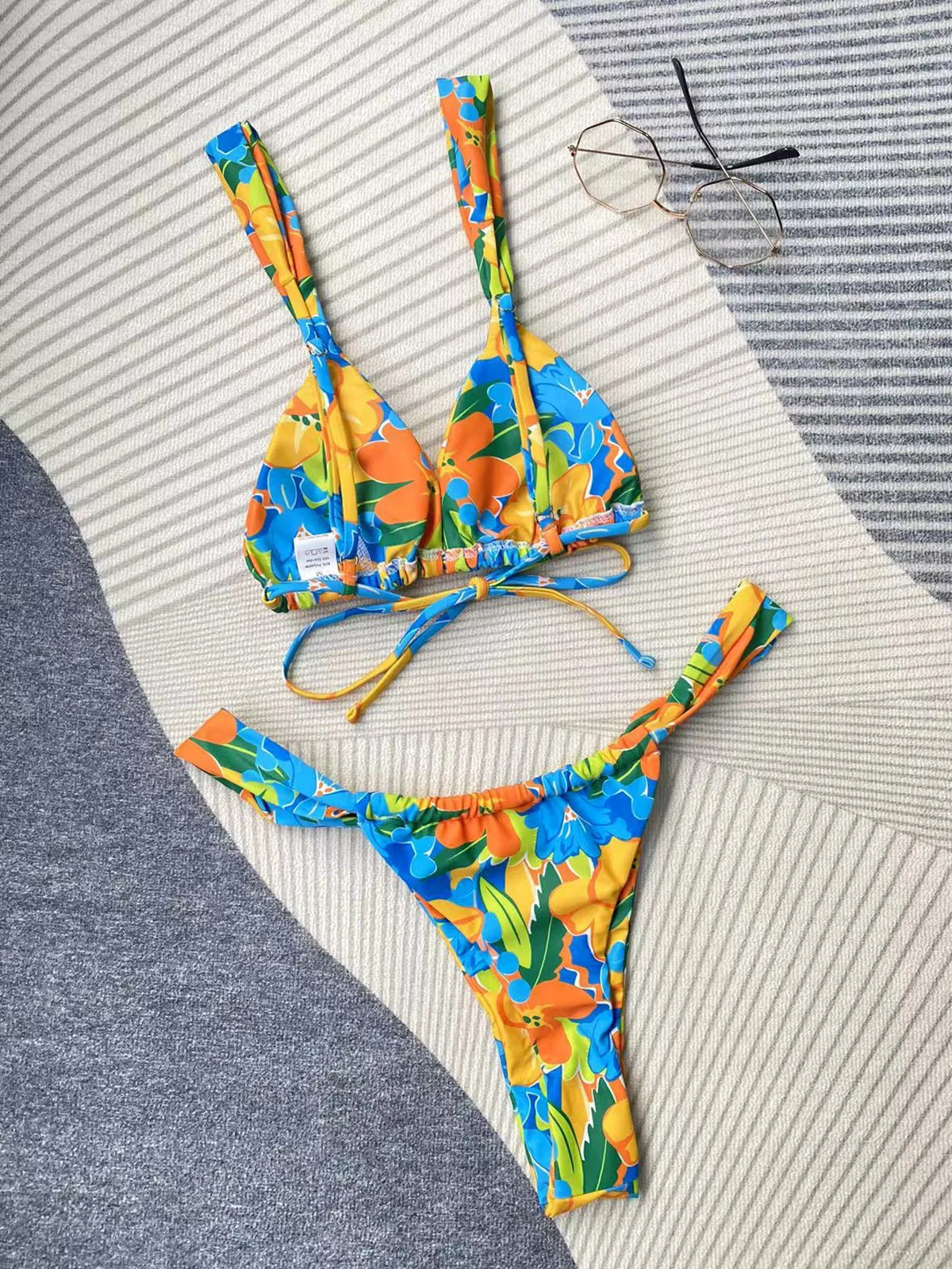 Sexy push up zestaw bikini z kwiatowymi wzorami dwuczęściowy pomarszczony wysoki stan stringi strój kąpielowy kostium kąpielowy biquini