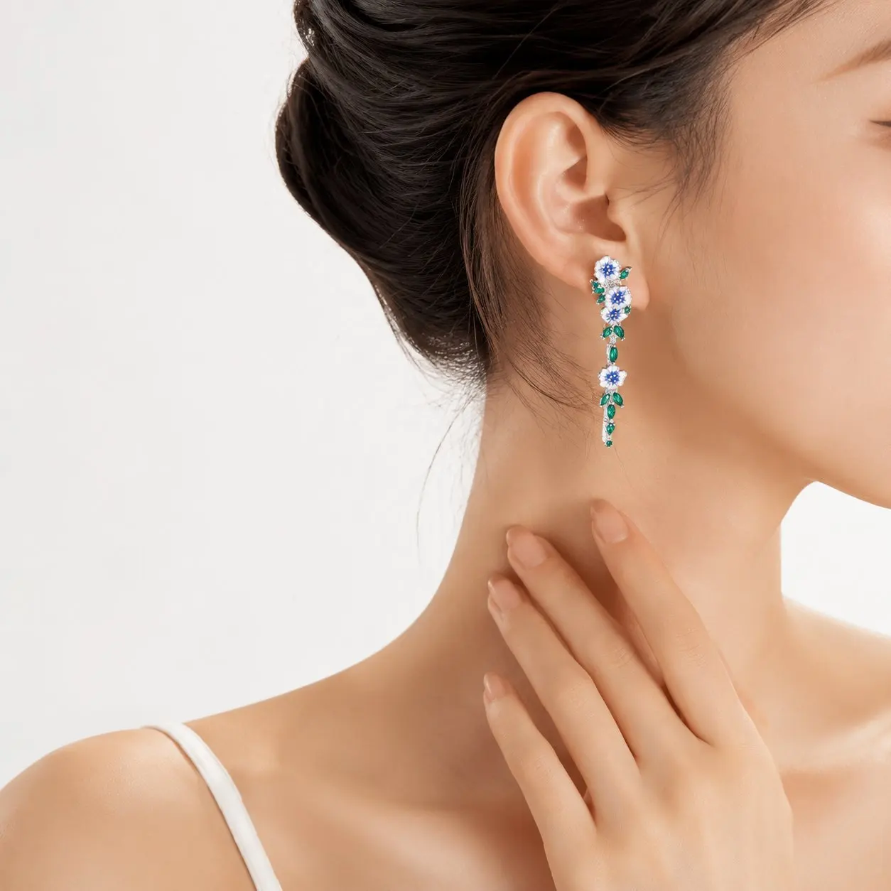 Vintage Enamel Flower Dangle Earrings Women Temperament Blue Trumpet Flower Long Earrings Wedding Party Aesthetic Jewelry Gifts