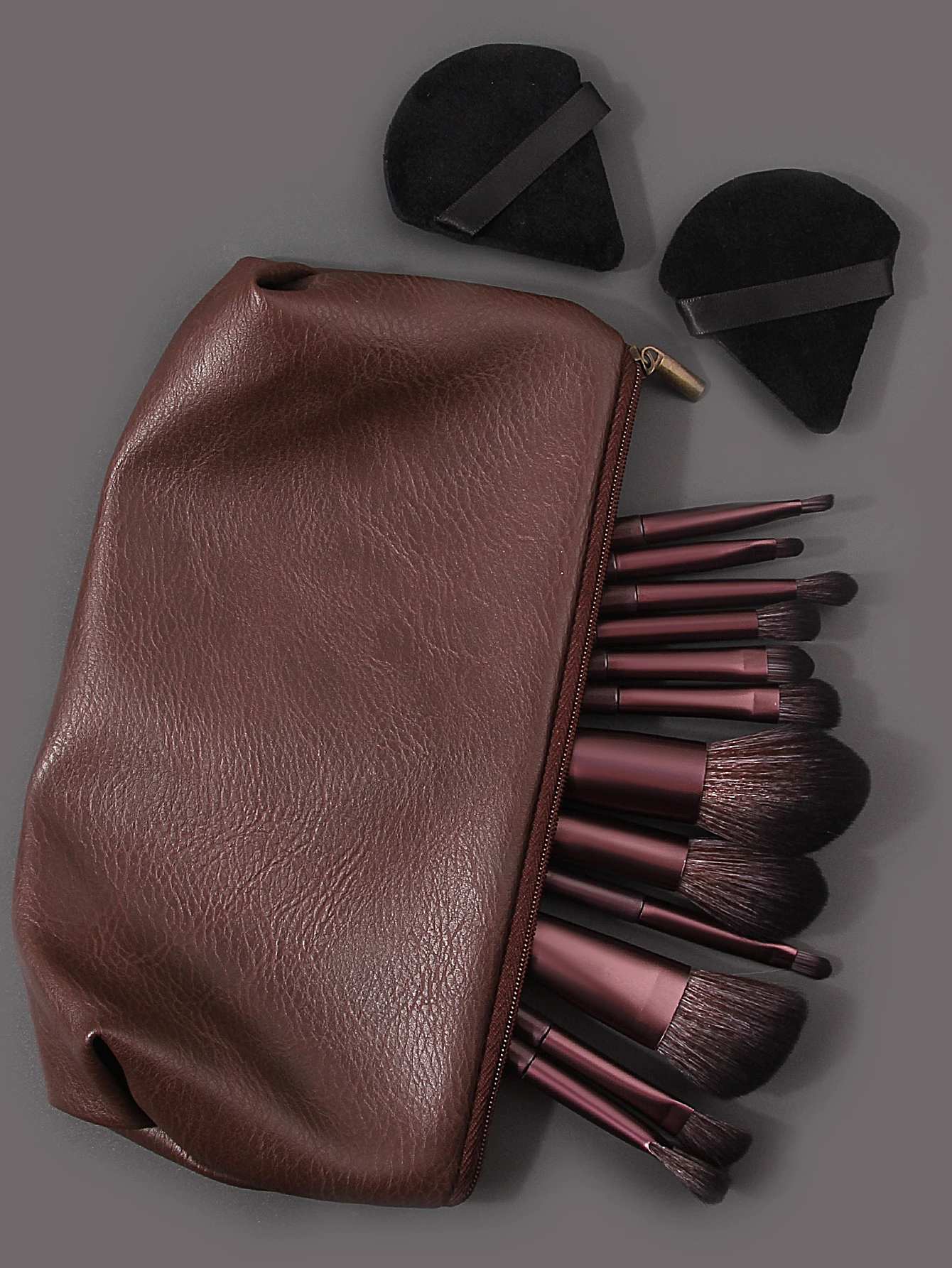 12pcs dark brown makeup brush set+2 triangular powder puffs+retro high-end storage bag portable travel professional makeuptools
