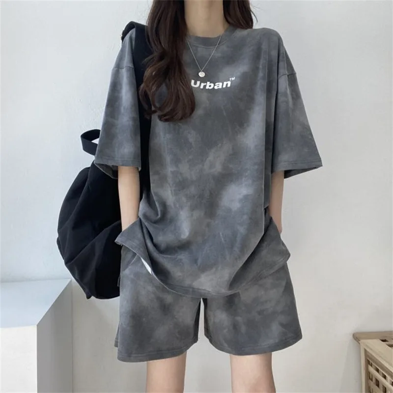 2024 Petite Women\'s Suits Thin Loose-fit Casual Short Sleeve T-shirt Base Layer Top Shorts Set Summer 2-piece Suit Tie Dyeing