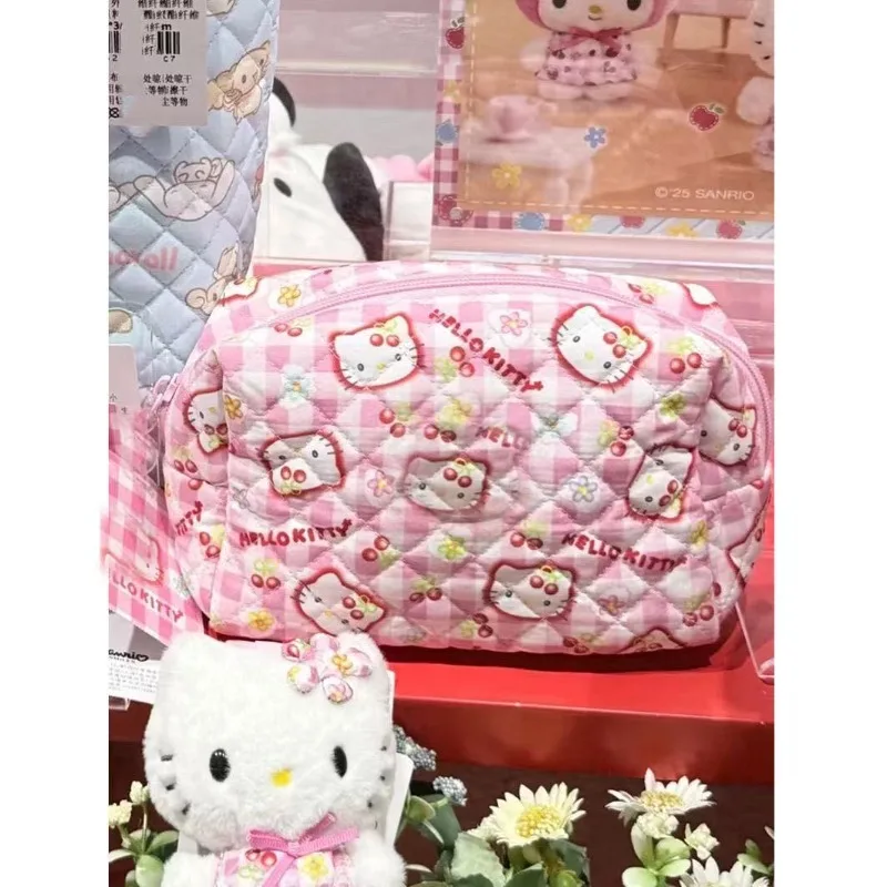 

Hello Kitty Kawaii Storage Bag Simple Girl Heart Large Capacity Makeup Bag Cartoon Toiletry Bag Wholesale of Women Accessories
