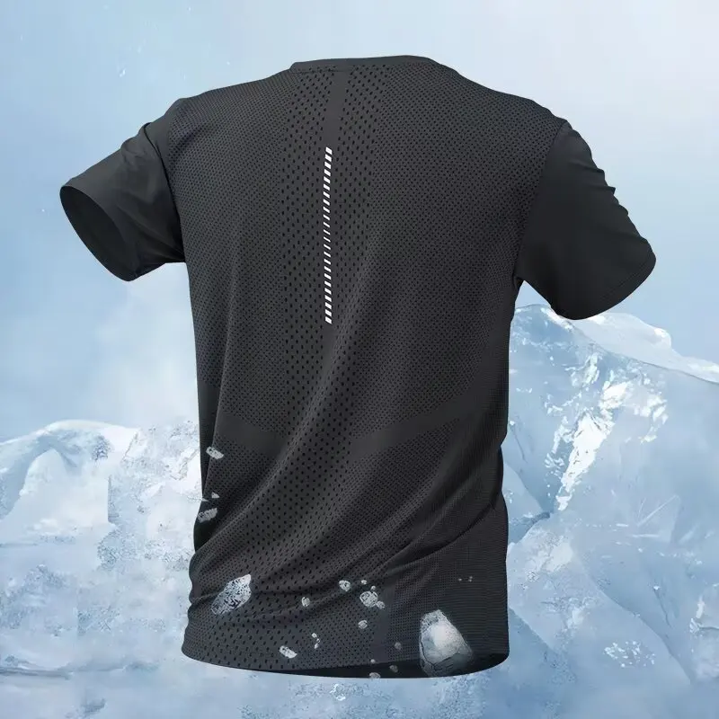 

Sports T-shirt men's summer quick drying ice silk short sleeved fitness suit, loose and breathable outdoor running track and fie