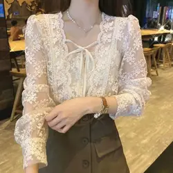 Square Necked Lace Printed Shirt, Women's Long Sleeved 2024 Spring And Autumn New Mesh Fashion Lace Design Sense Top