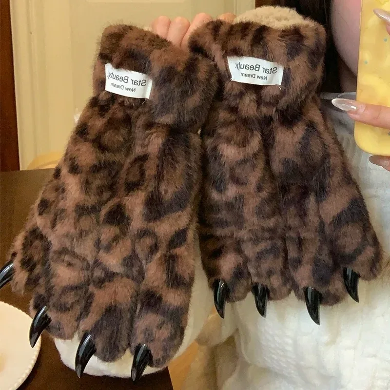 Winter Warm Leopard Paw Plush Five Finger Gloves Girl's Cute Trendy Cosplay Cool Props Riding Thickened Cold Brown Gloves