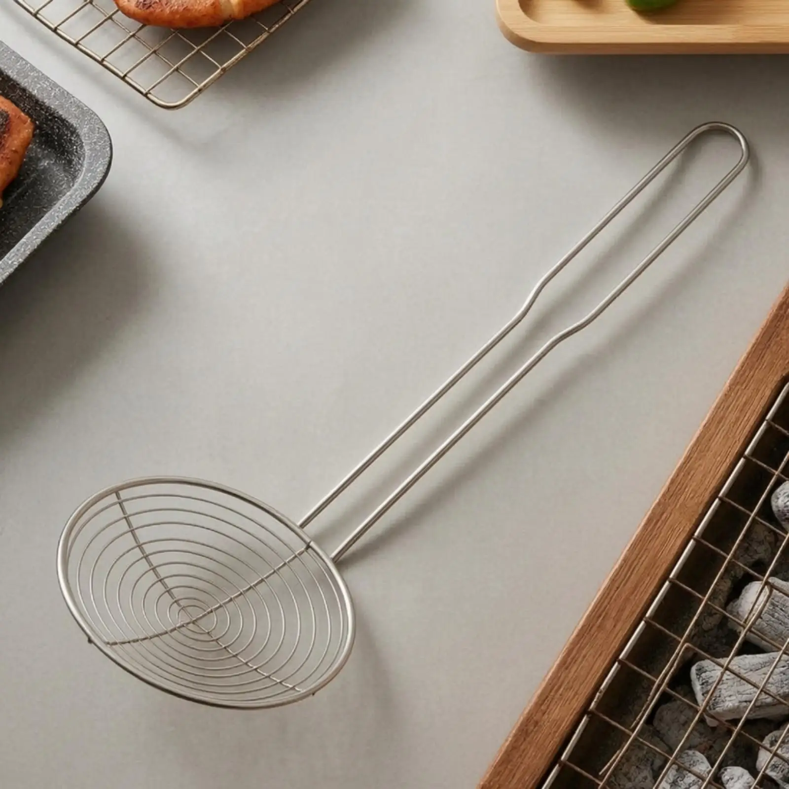 Round Wire Skimmer Spoon Heat-Resistant Iron Skimmer with Long Loop Handle Drainage Concentric Annular Straining Spoon for Home