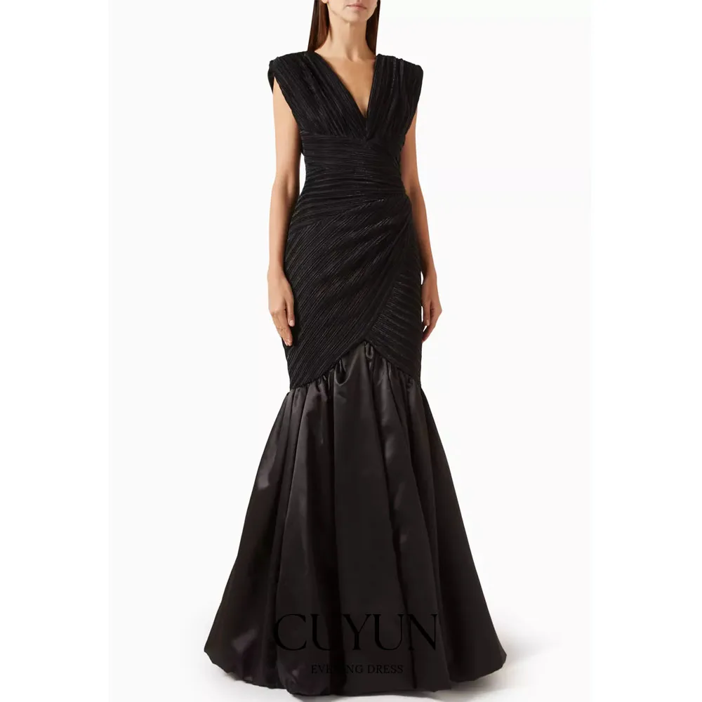 

CUYUN Customized Black Mermaid Evening Gown Women Formal Dinner Event Dresses Sleeveless Pleated V-Neck Prom Party Gown 2026 New