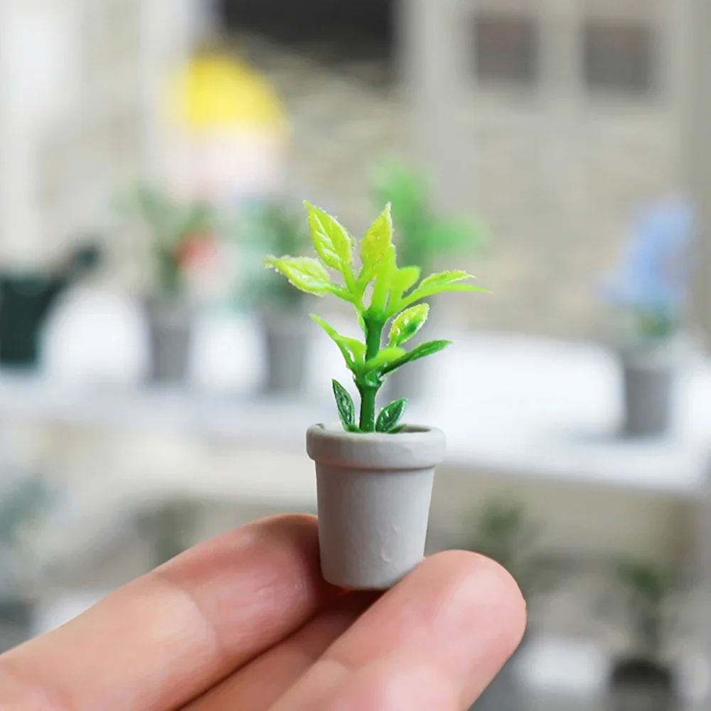 1Pcs 1/12 Dollhouse Accessories Miniature Resin Green Potted Plant Mini Green Plants Model Doll House Decoration OB11