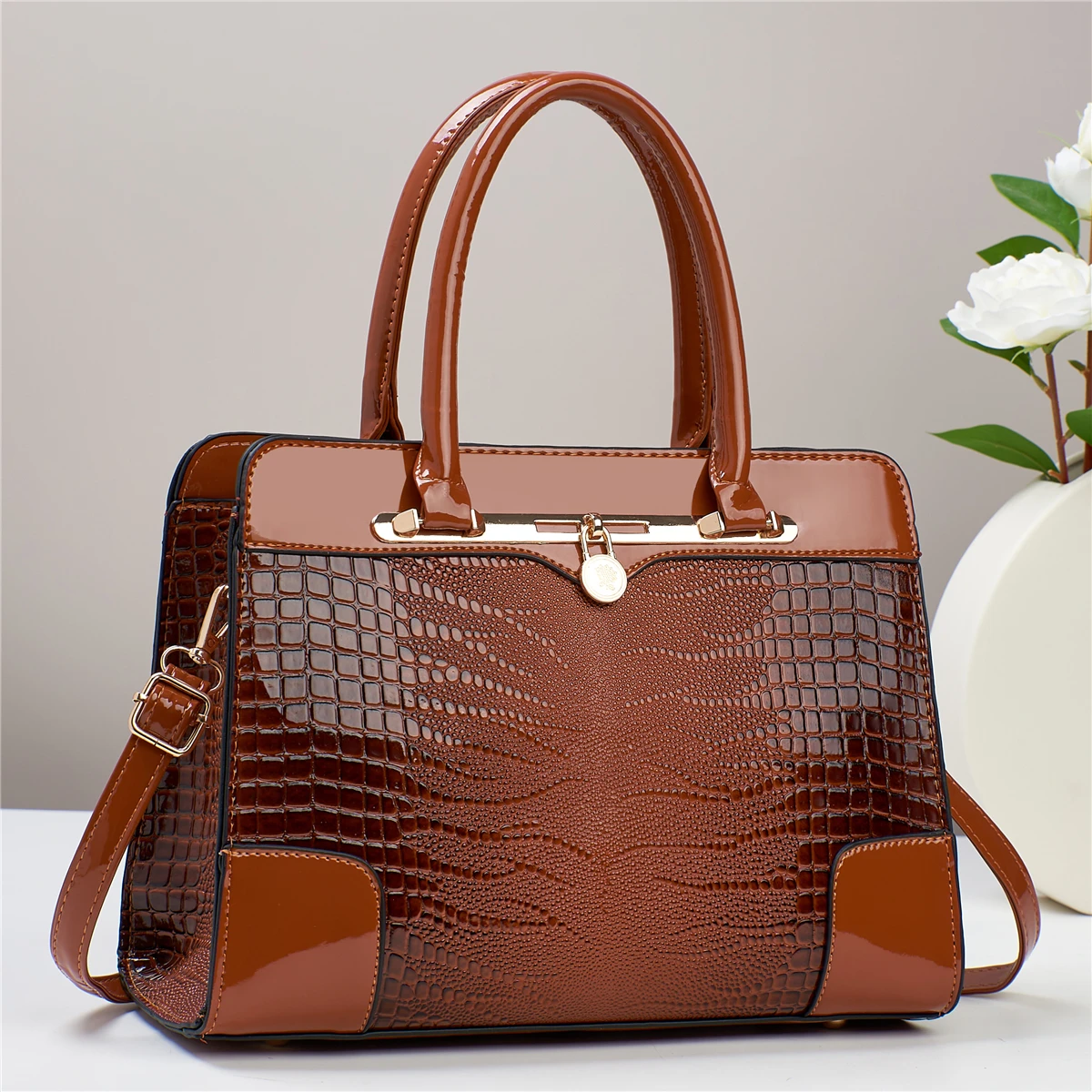 Trendy Crocodile Pattern Tote Bag, Portable Multi-pocket Shoulder Bag, Perfect Handbag For Commuting