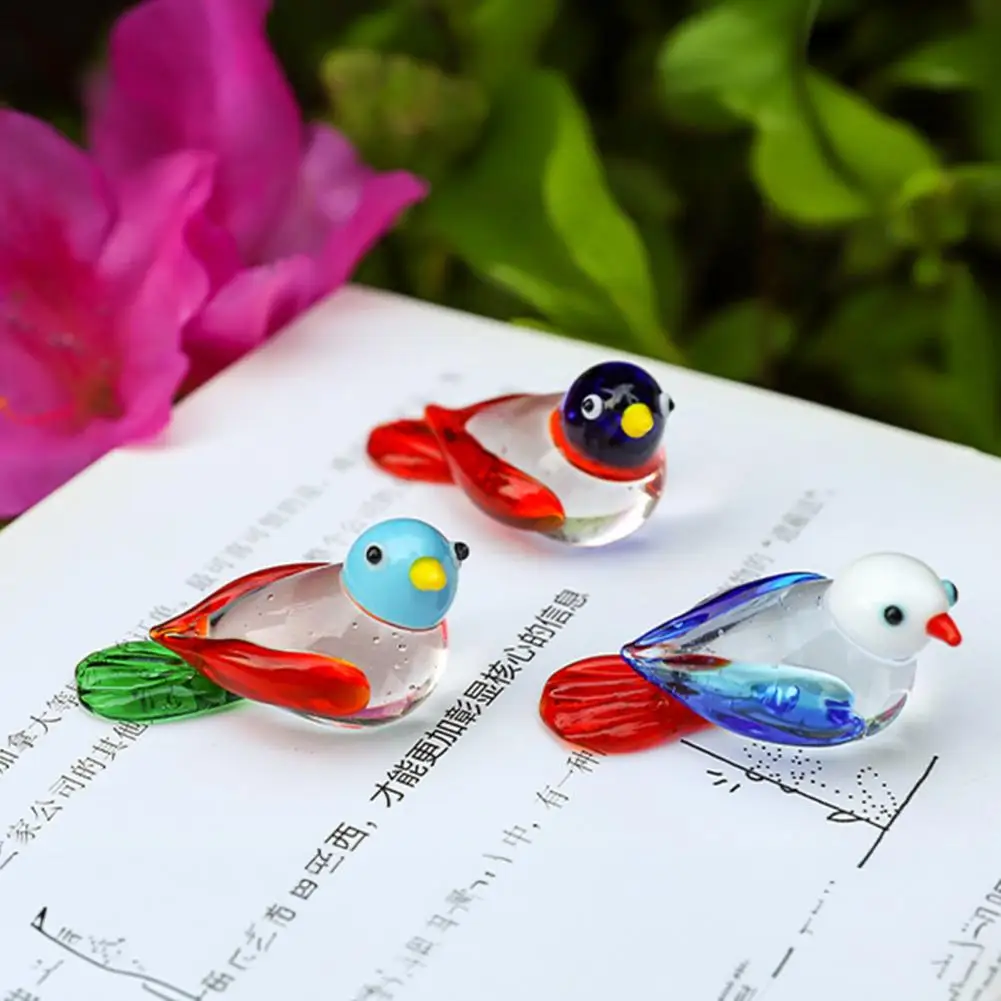 Hand Blown Glass Bird Figurine Mini Decorative Animal Statue Miniature Collectible Bird Ornament for Home Office Table Decor