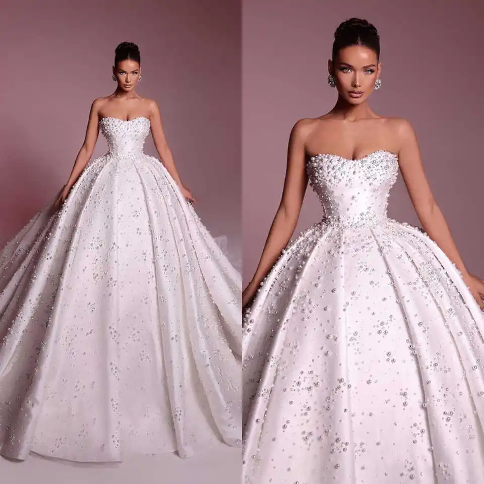 Exquisite Ball Gowns Pearls Sweetheart Neck Wedding Dress Satin Sweep Train Customized Sleeveless Bridal Dresses