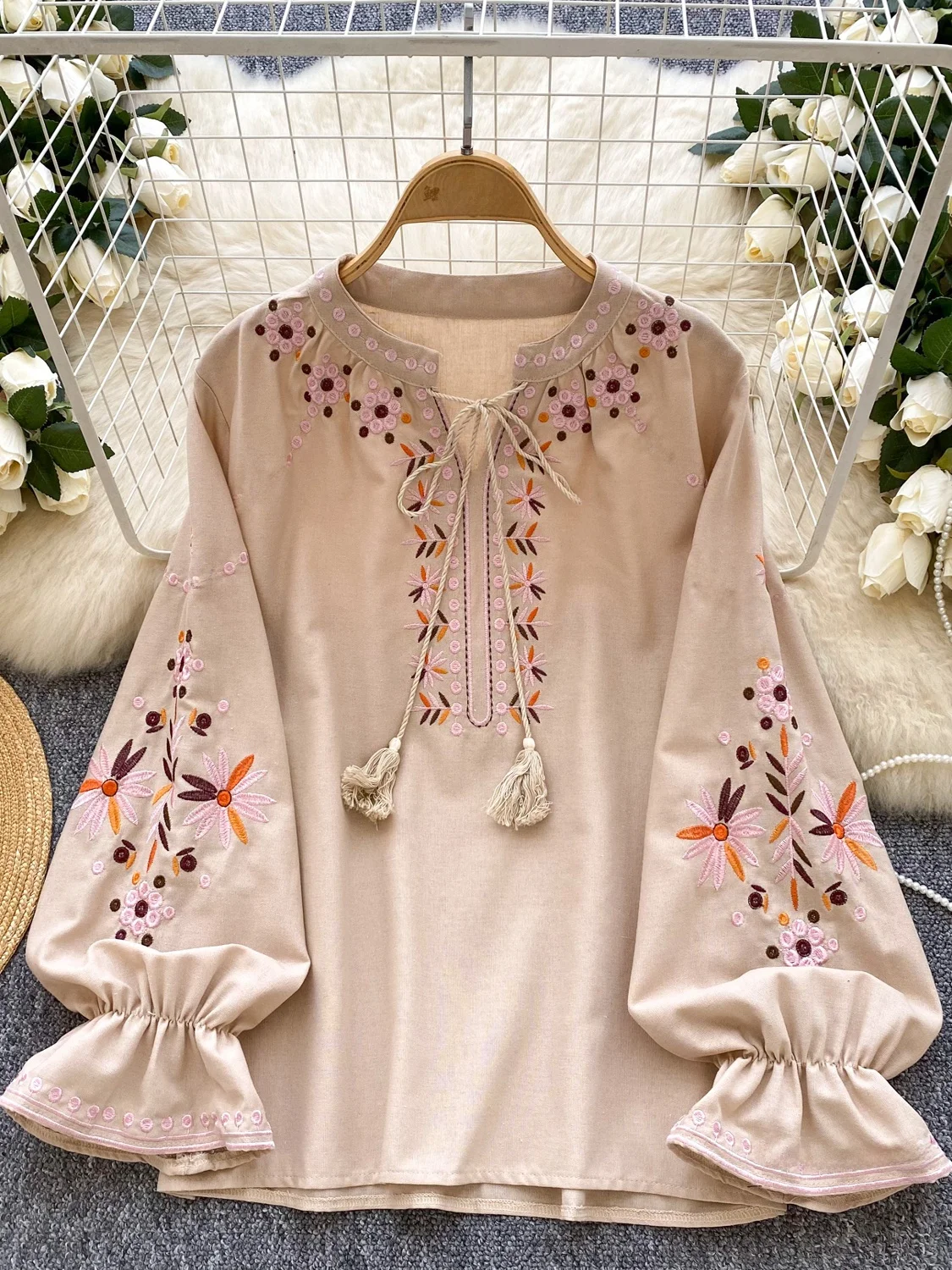 

Милая универсальная тяжелая вышивка, круглая блузка Ne Tie Sve irt, женский свободный повседневный топ, утягивающая модная блузка для поездок на работу