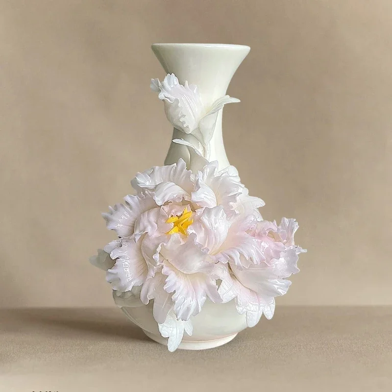 New Chinese High-end Hand-pinched Flower Ceramic Lavender Peony Vase Gift New Year's Gift Home Decoration Vase