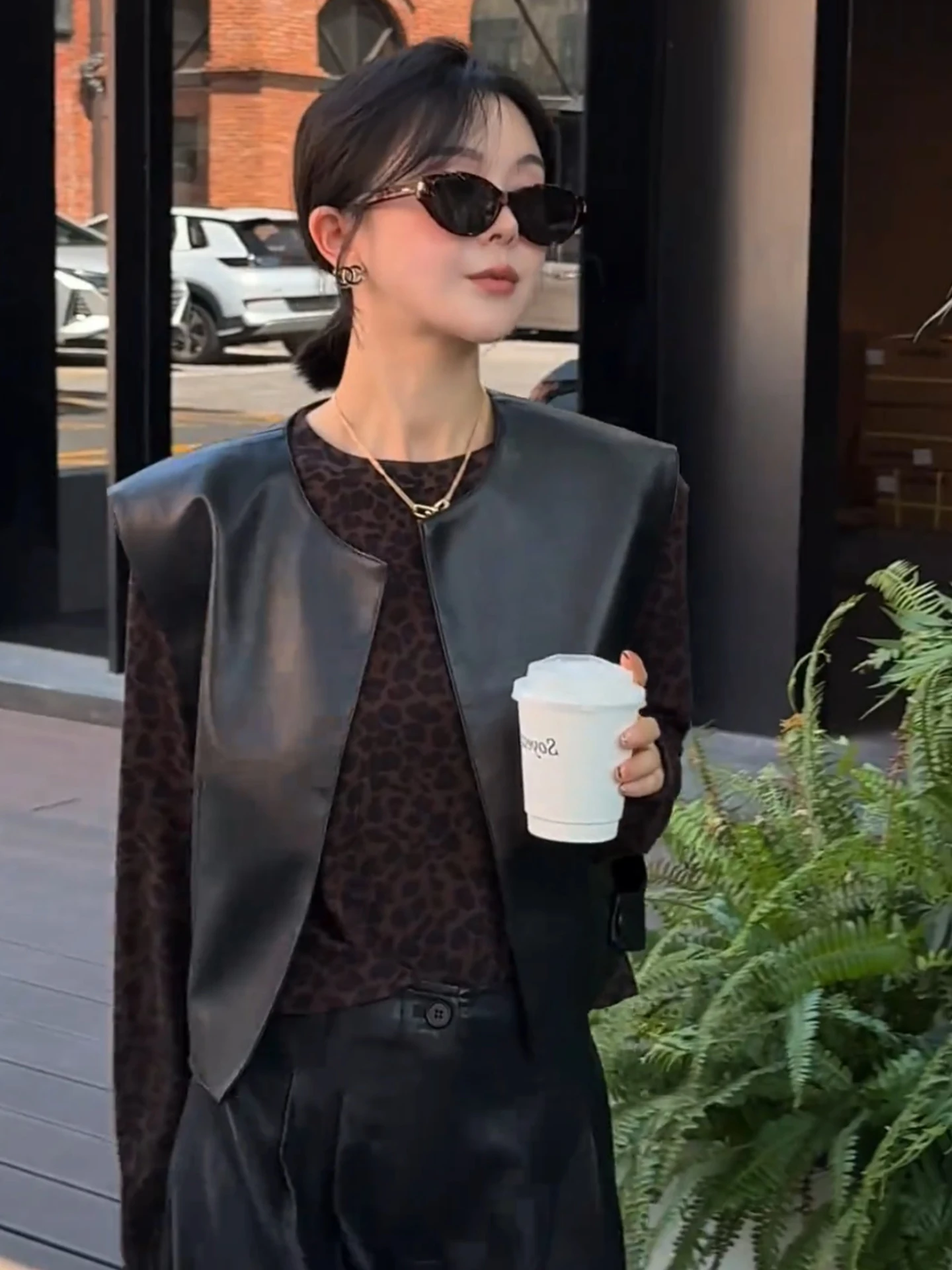 

Надежный многослойный жилет-джат с леопардовым принтом, корейская подставка для поездок на работу, подходит для рук, круглый, Ne