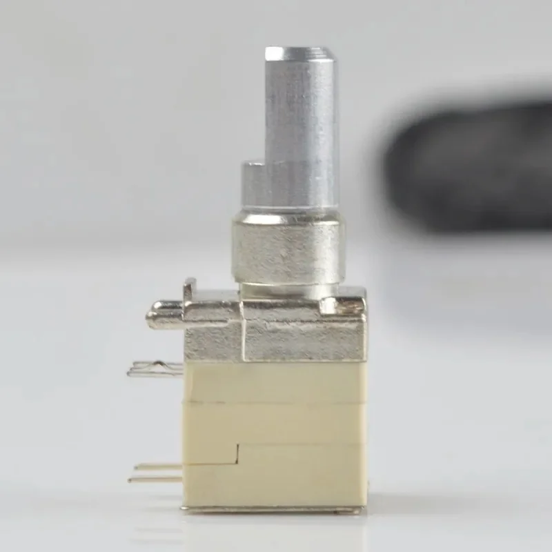 10PCS  Potentiometer Volume Control Switch for Radio B50K GP328  GP3688 88S