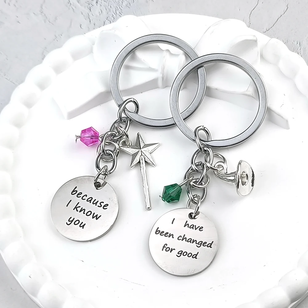 2Pc Wicked the Musical Inspired Keyring Elphaba Glinda Hat Broom Backpack Pendant Friendship Matching Keychain Jewelry Gift