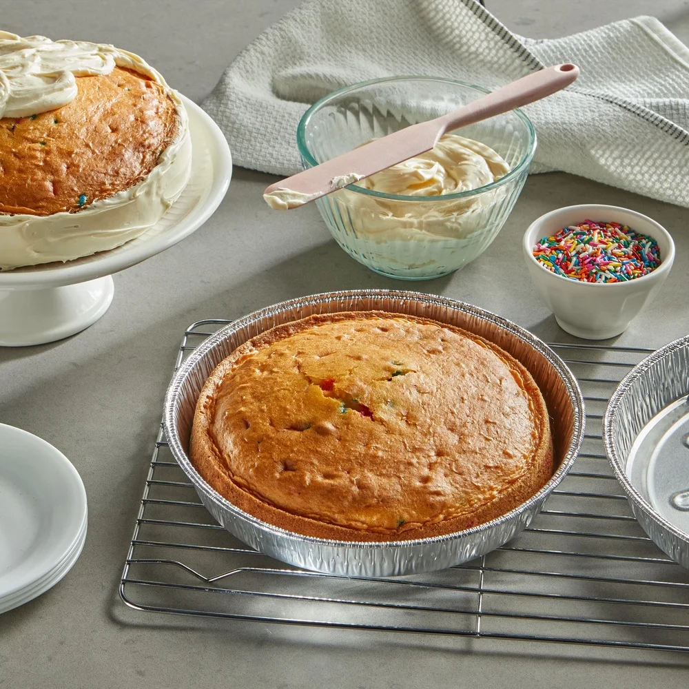 Durable Disposable 8 Inch Round Cake Pans Heavy Duty Foil Baking Pans Cakes Brownies 5 Count Pack