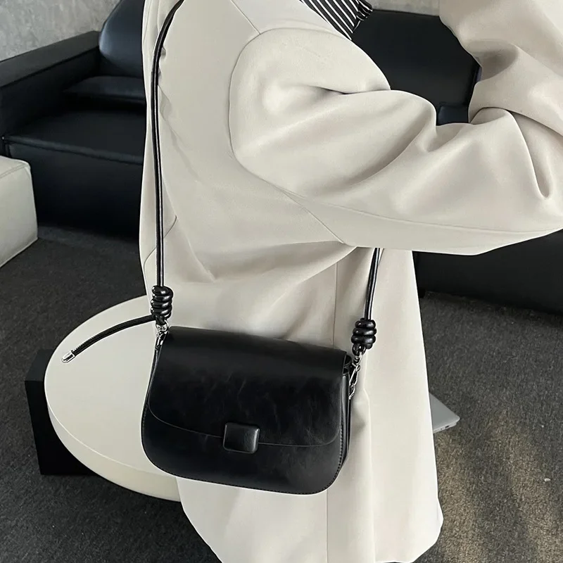 2025 Spring New Female Shoulder Bags Genuine Leather Material Solid Color Handbag Advanced Feeling Rope Design Women's Bags