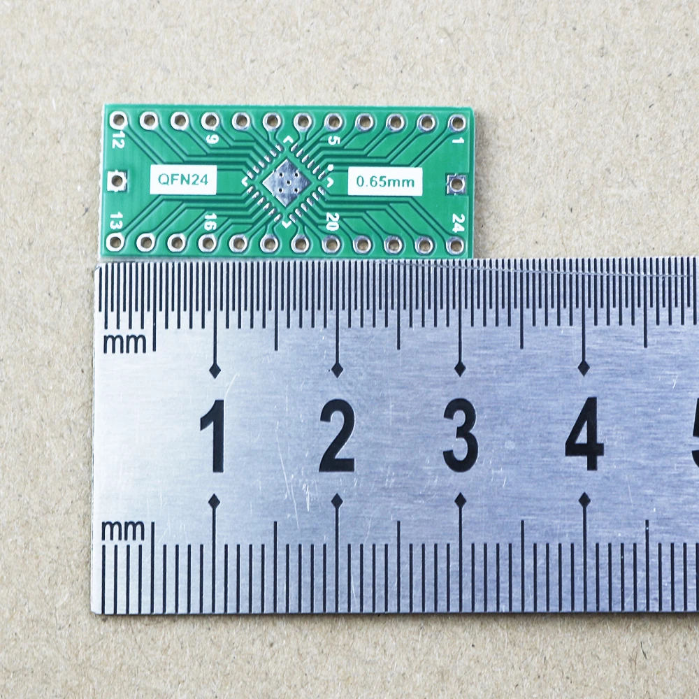 1Pce QFN24 gold/silver solder pad to SMT direct insertion adapter test board with a spacing of 0.5/0.65mm