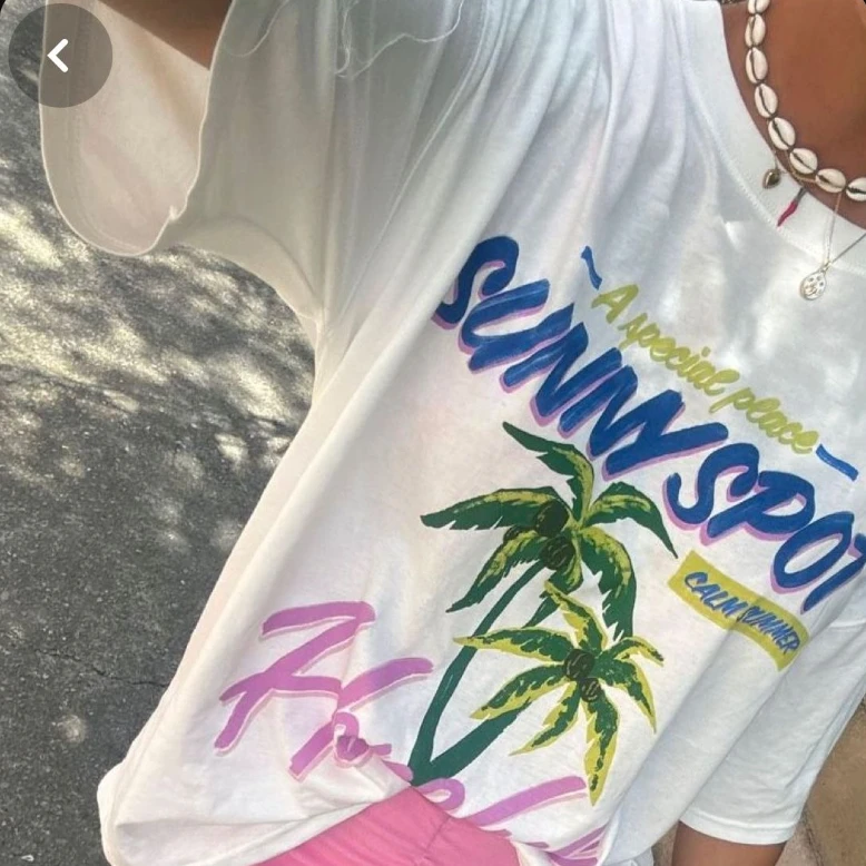 

Женские топы больших размеров, Гавайская футболка с тропическим пляжем и графикой, уличная одежда с короткими рукавами, футболка большого размера, эстетичная рубашка в стиле ретро для отпуска