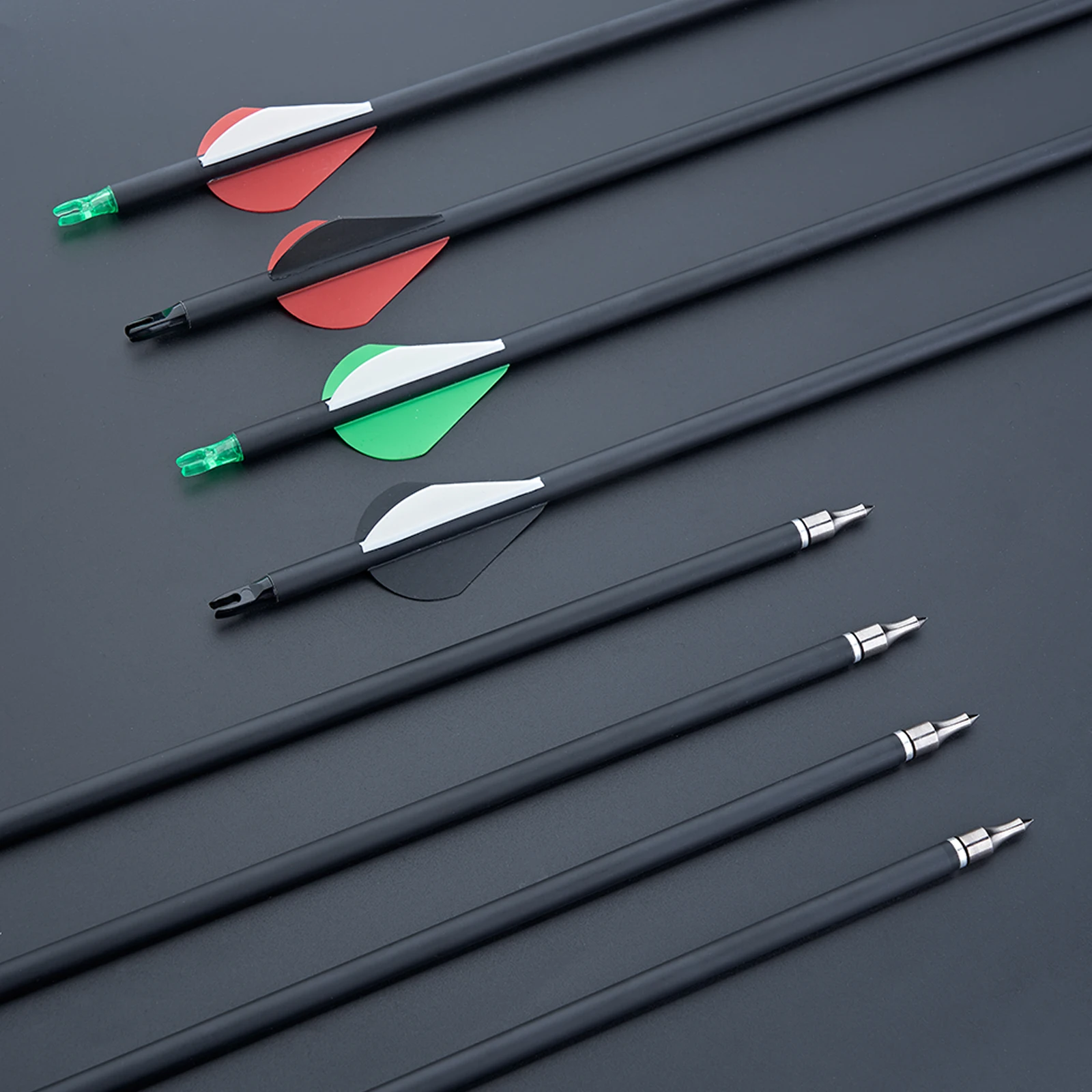 12pcs 28inches Archery Mixed Carbon Arrows Spine 500 for Recurve Bows Outdoor Target Hunting and Shooting