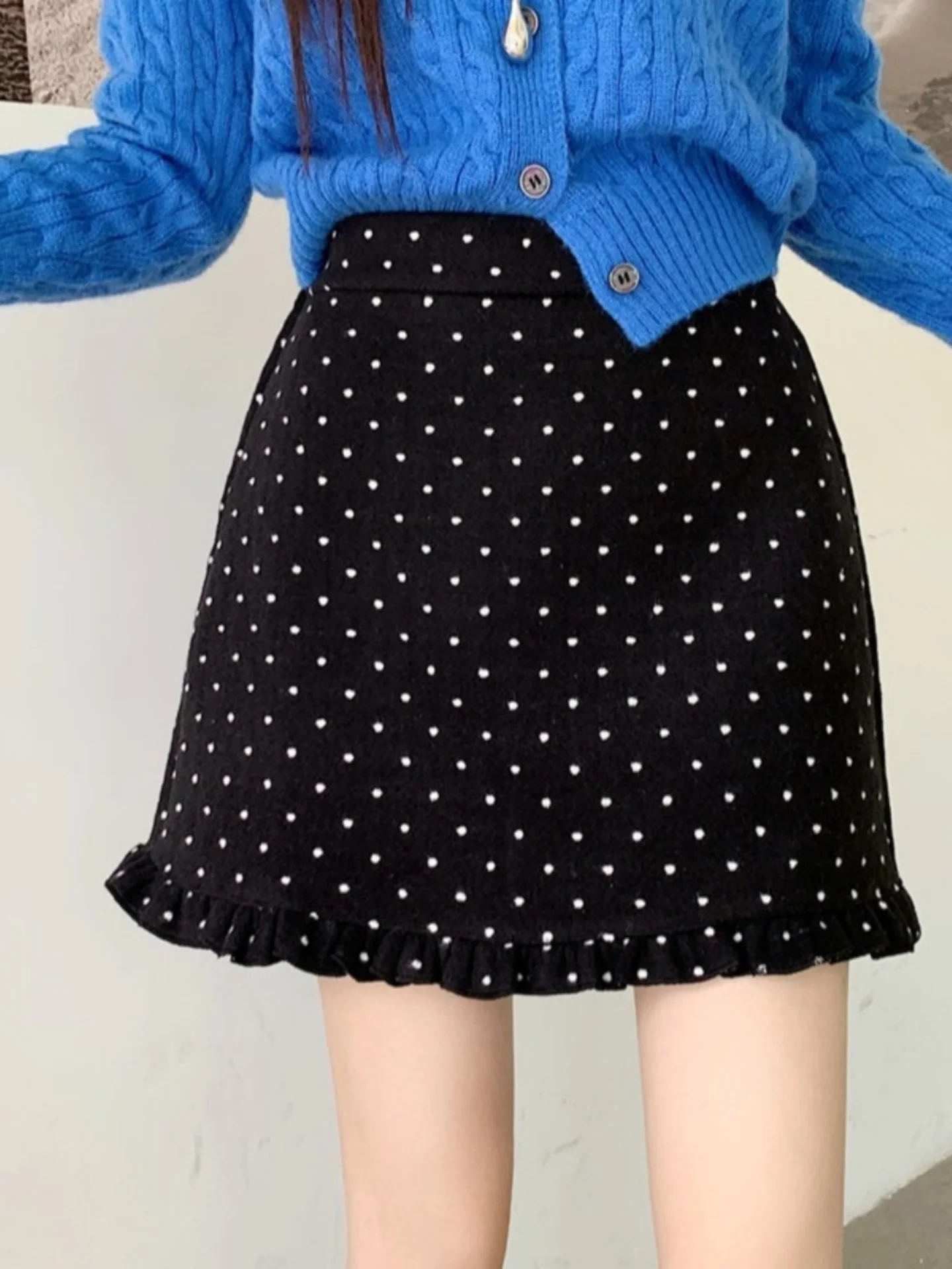 Black Polka Dot Woolen Half Skirt High Waist Thickened Women's Autumn plus Size Slimming Unique Lace Short A-Line Skirt