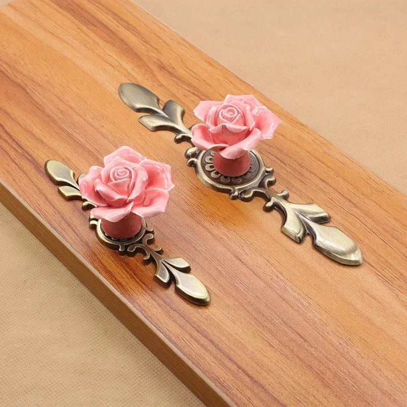 Vintage Furniture Handle Door Knobs Drawer Cupboard Kitchen Pull Handle Rose Flower Ceramic Cabinet Handles Retro Hardware