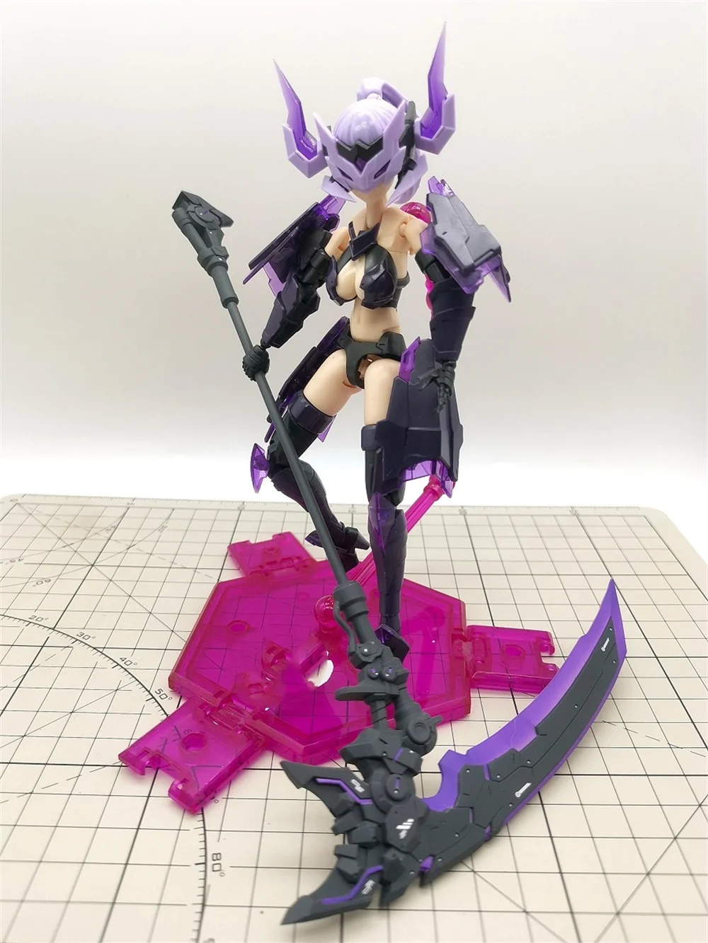 【ไม่มีตัวละคร】มีสินค้าในสต็อก 1/12 นักรบหญิง ชุดอุปกรณ์เสริมแปลงร่างแบบไม่ทาสี ขวานยักษ์ เหมาะสำหรับฟิกเกอร์แอคชั่นหญิงขนาด 6 นิ้ว ของเล่นโมเดล