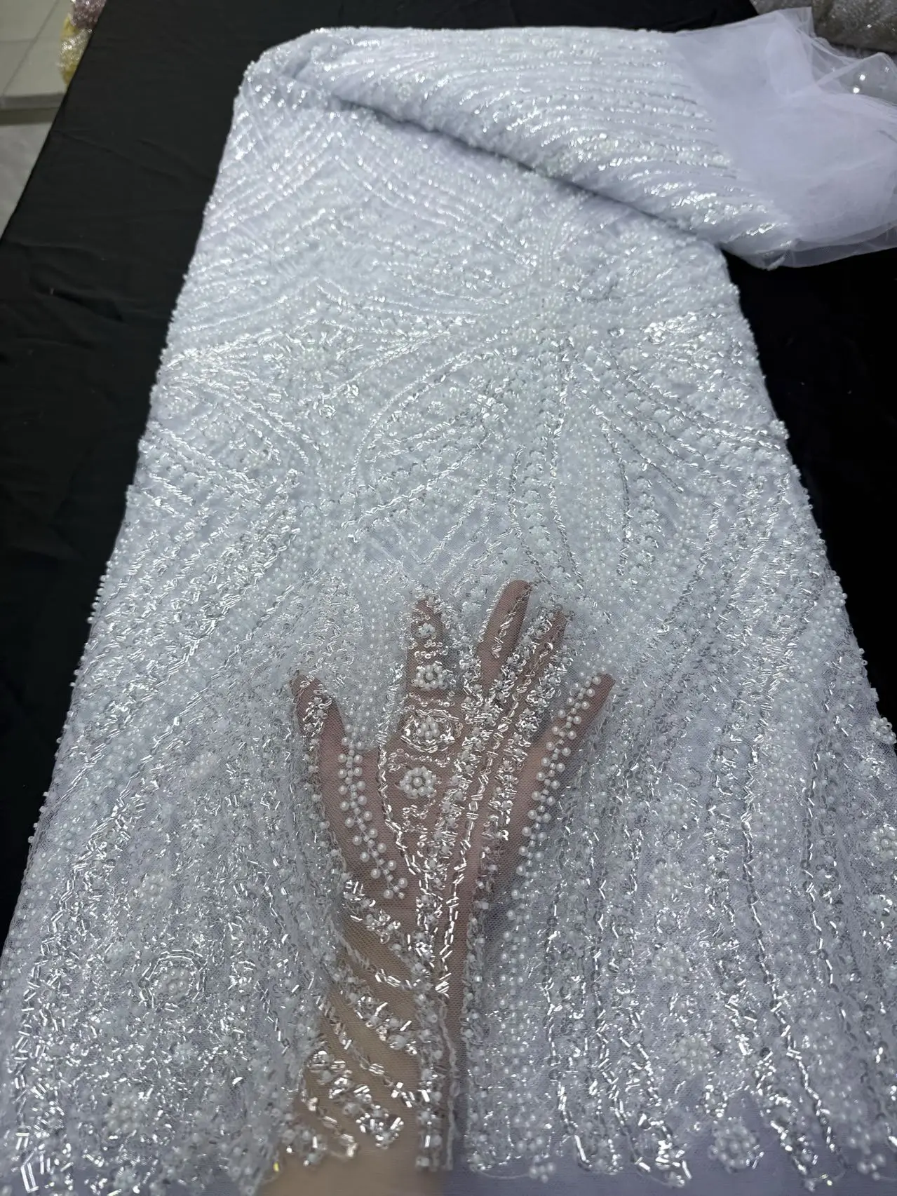 

2026 High-Quality African Nigerian Embroidered Lace Tulle Fabric Guipure Sequins Wedding Dress& Bridal Gown Net Cloth 5 Yards