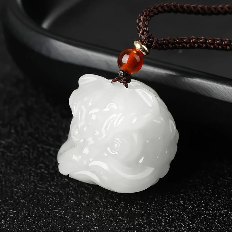 Xinjiang Imitation Hetian Jade White Jade Golden Jade Xingshi Gold Beast Pendant Weighing Couple Men's and Women's Necklace Jade