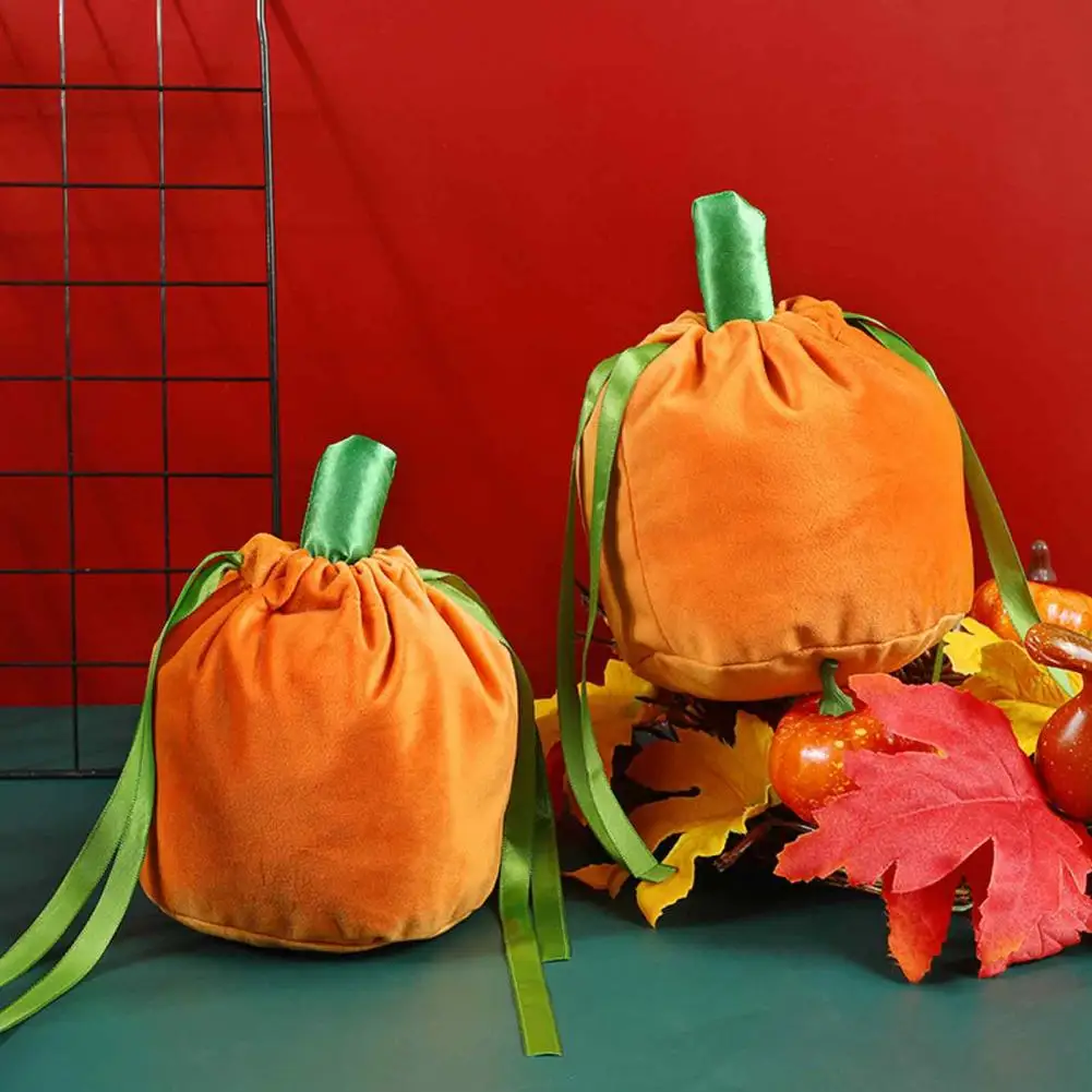 Small Gift Pouches for Party Favors Cute Pumpkin Shape Decoration for Home Pumpkin Velvet Drawstring Bag Halloween for Kids