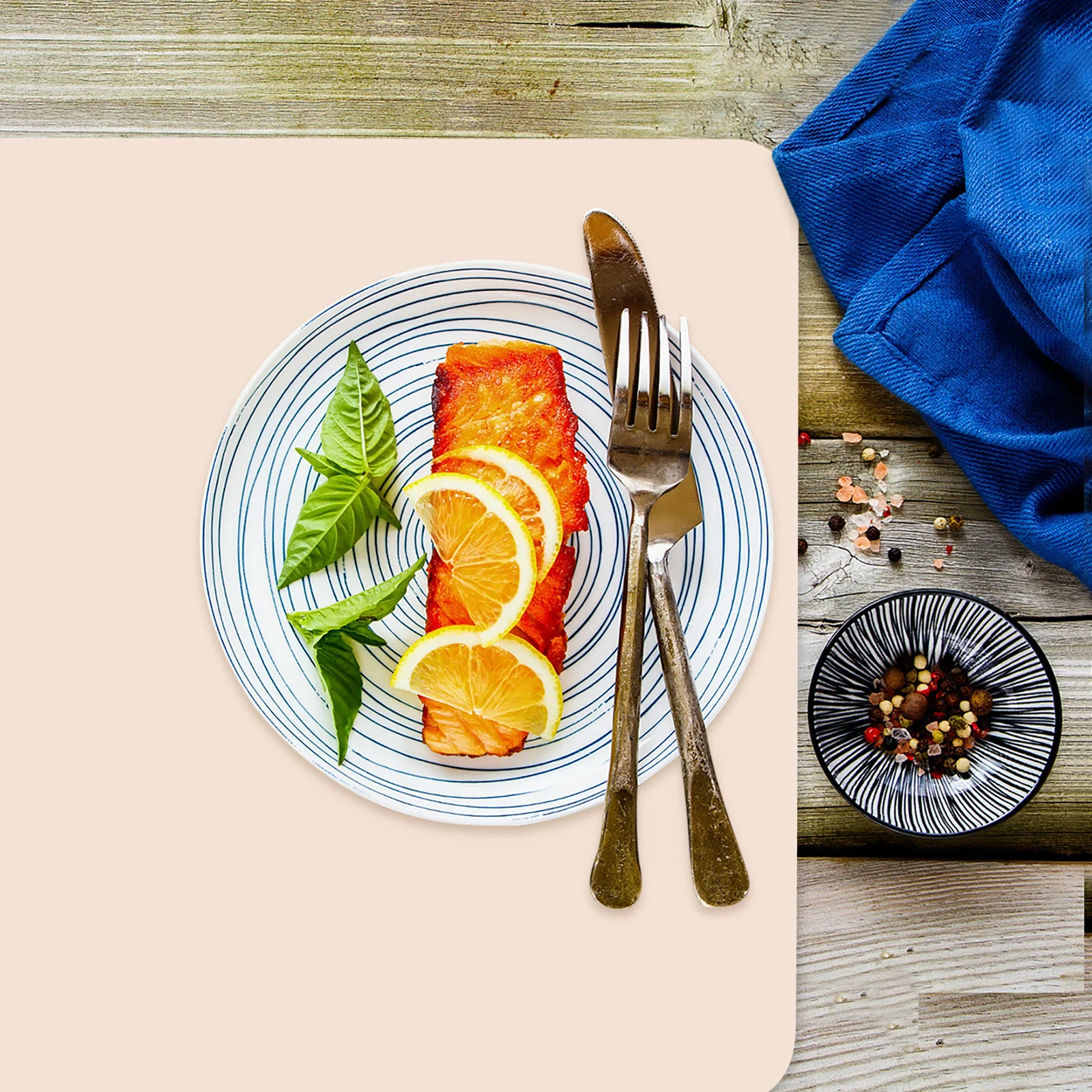 

Silicone Placemat Heat Insulation Table Mat Anti-Skid Stable Safe Practical Natural Color Good Texture Home Kitchen