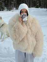 Fashion Green Faux Fur Jacket Women Fashionable Full Sleeve Loose Oversized Jacket 2025 Winter Daily Commuting Street Outerwear