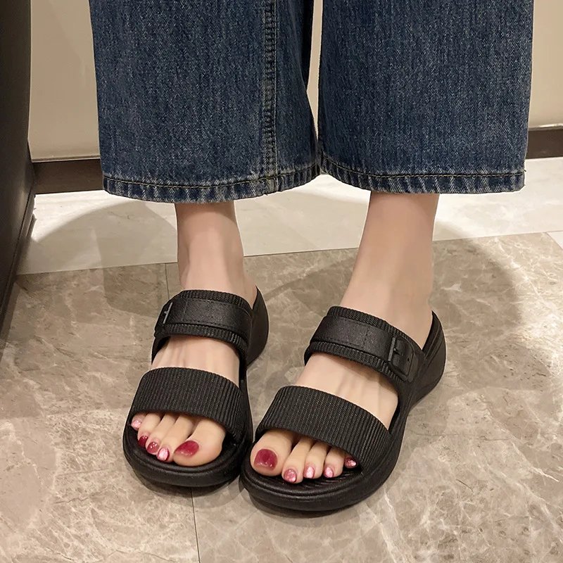 

New Style Women's Summer Thick-soled Slippers Fashionable Outside Wearing Solid Color Daily Casual Women's Shoes At Home Flops