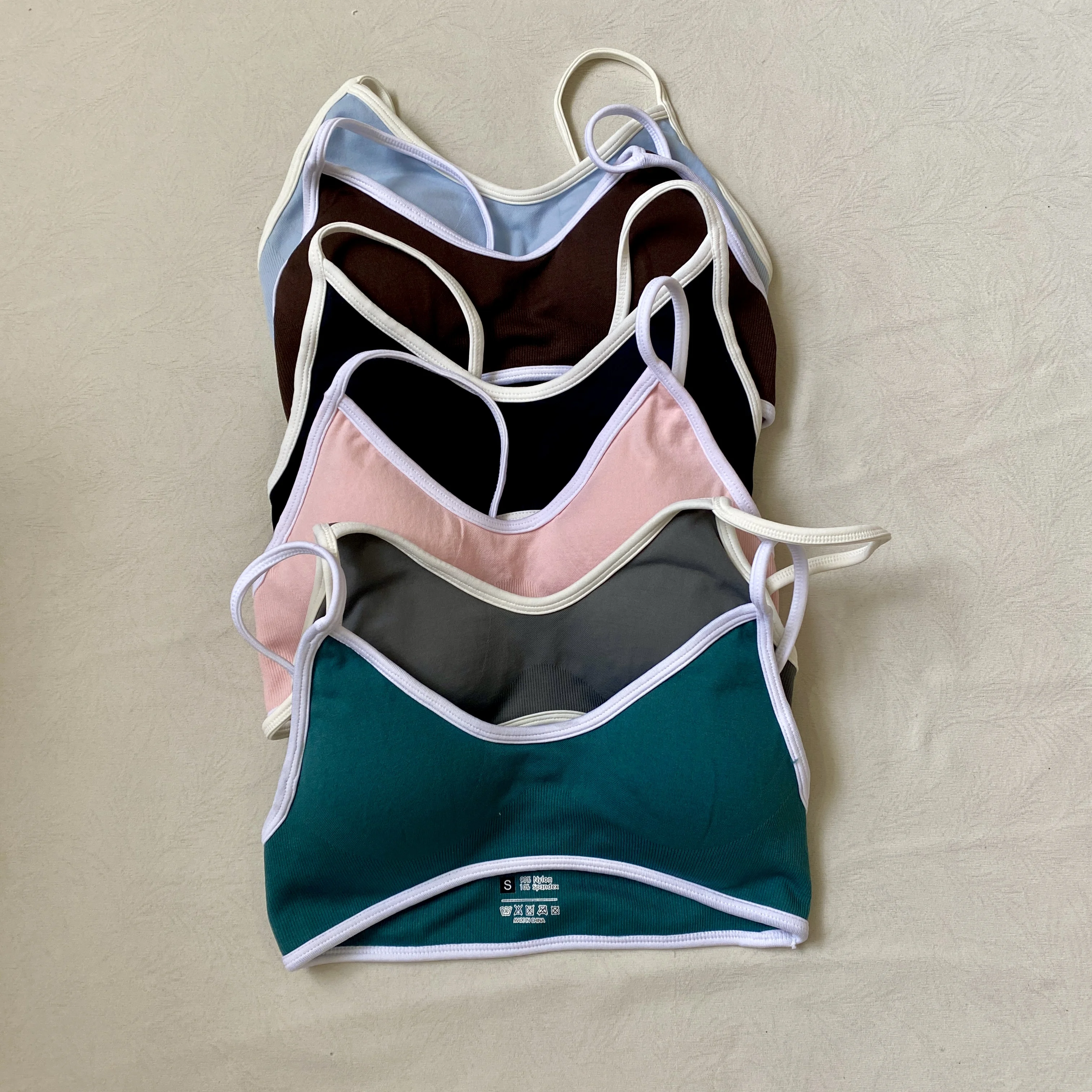 Yoga-Sport-BH Stoßdämpfend Modische Oberbekleidung Grenzüberschreitendes Design Sport-Top