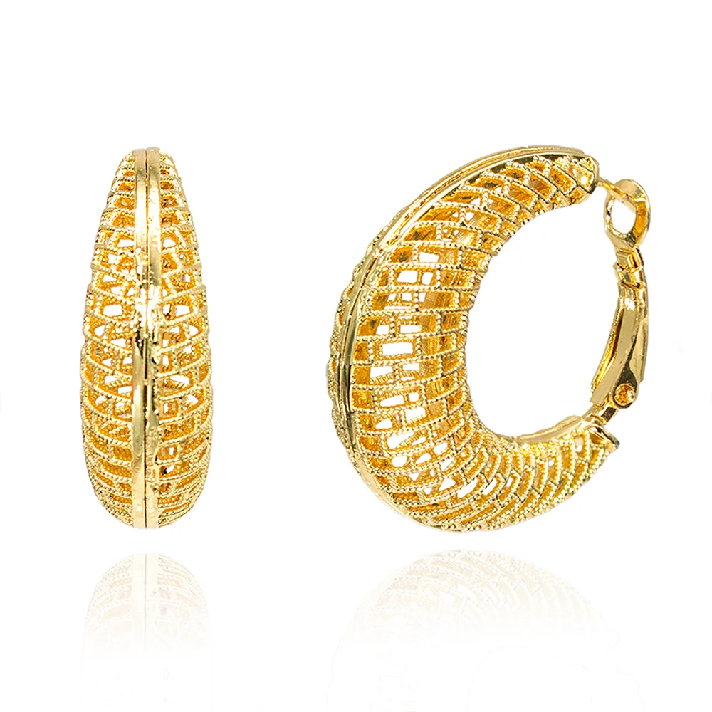 YTJX Hohles Netzgitter-Design Damen-Ohrring Klassischer 18K Vergoldeter C-förmiger Piercing-Ohrring Dubai Mode Täglicher Schmuck Geschenk – Detail 7