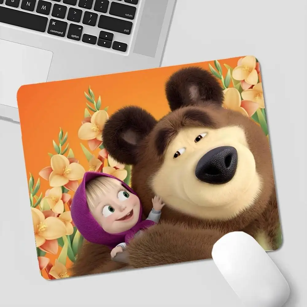 M-Masha و B-Bears عدم الانزلاق Lockedge سرعة نسخة لعبة الكمبيوتر لوحة المفاتيح طاولة مكتبية حصيرة أرخص كأس الحصير بساط للمكتب ديكور المنزل #5