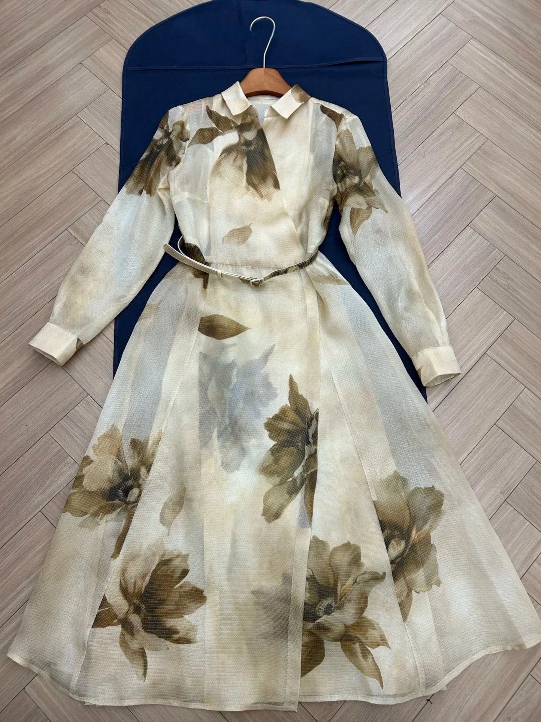 

Spring Summer 2025 Women's Silk Printed Shirt Dress Long Sleeve Lined A-Line Midi Dress with Belt