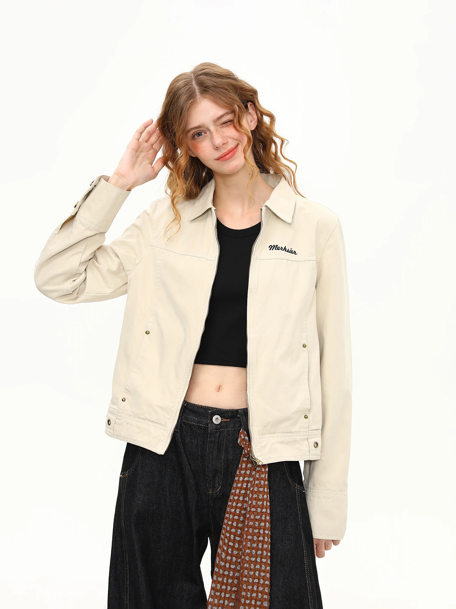 

Женская приталенная куртка Wild Azizi с вышитым воротником, уличный стиль, модное короткое пальто, осенняя новинка, универсальная модель для стильных девушек