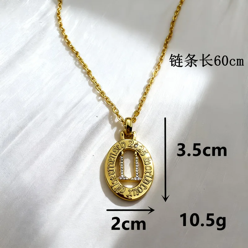 جديد المعبود K-pop Bigbang زوجين مجموعة قلادة الديكور G-Dragon عباد الشمس ديزي كوون جي يونغ صندوق هدايا عيد ميلاد يتوهم