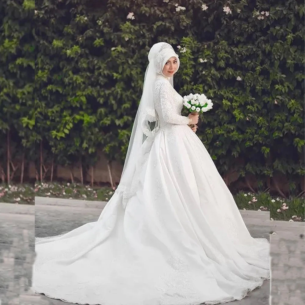

Muslim Wedding Dresses with Long Sleeve Hijab High Neck Church Bride Dress Appliques Beading A-Line Bridal Gowns Customized