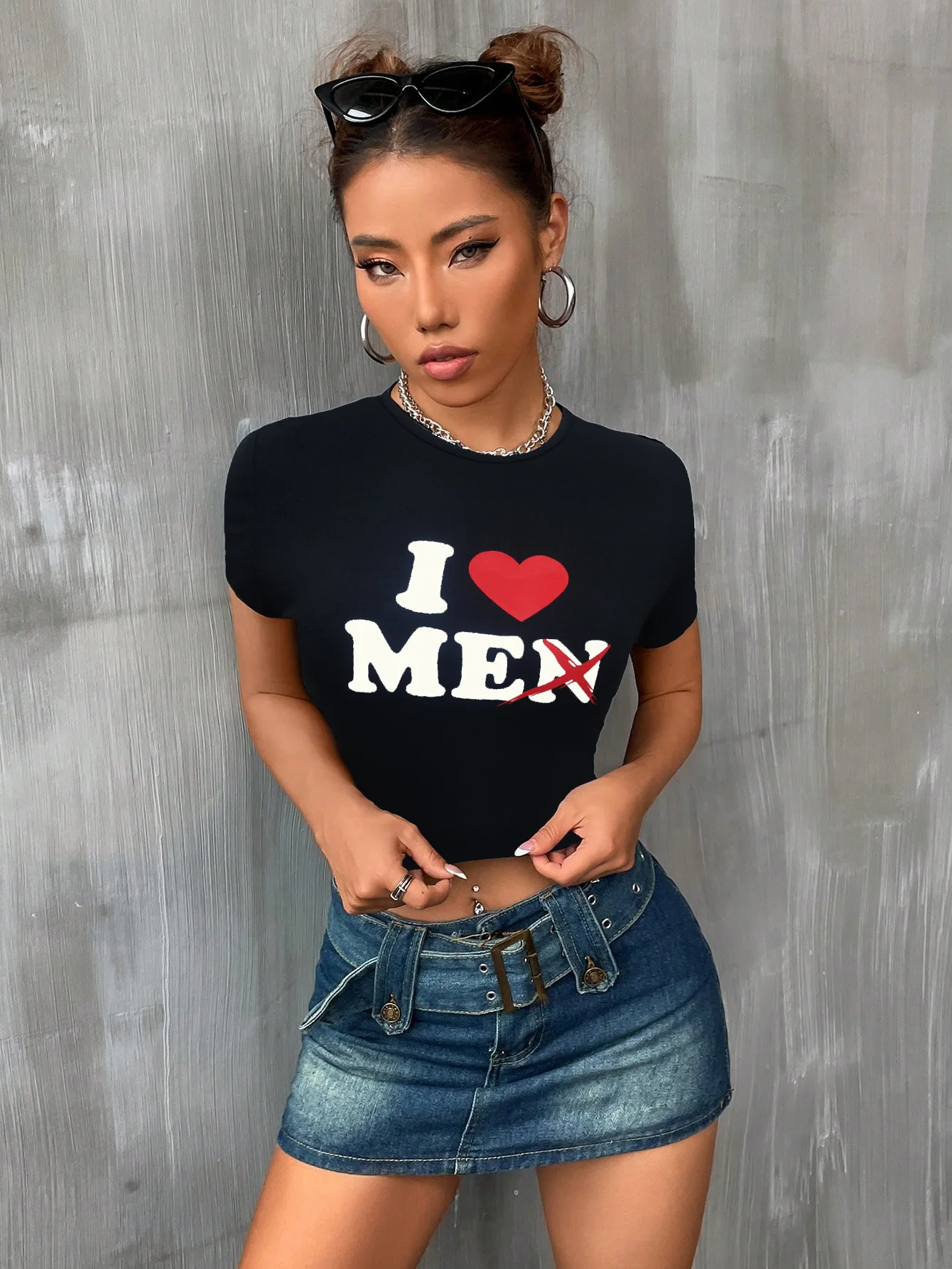 

Bold Shade I Love Me Pattern Y2k Fashion T-shirts 90s Streetwear Aesthetic Bodycon Crop Tops Short Sleeve Female Sexy Clothing