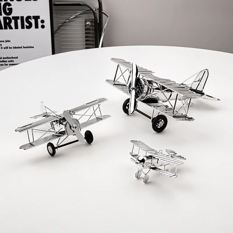 

Silver Plated Airplane Model Decoration, Creative and Personalized Wine Cabinet Foyer, Home Decoration