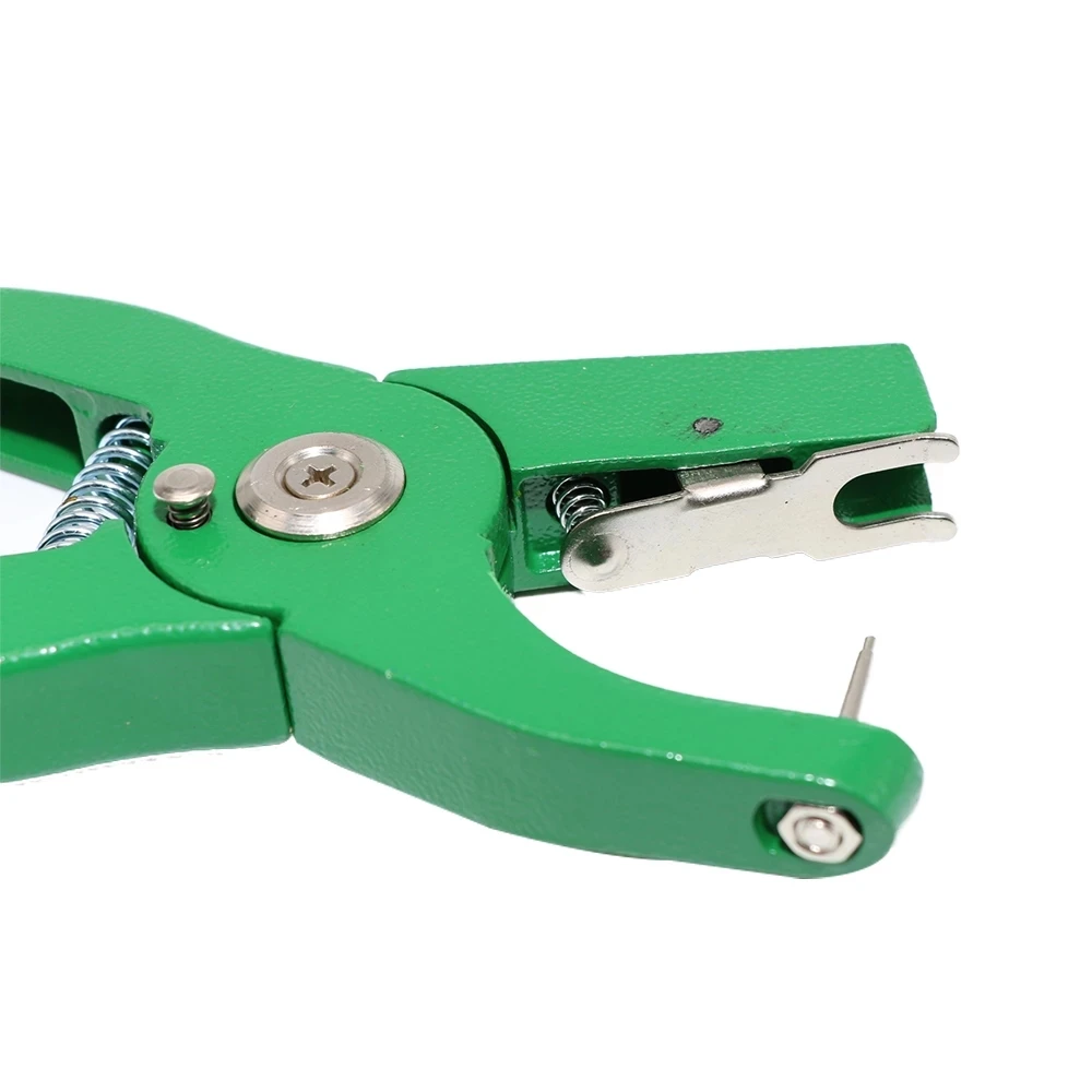 1Pcs Animal Ear Tag Pliers Control Device Green Metal Ear Thorn Clamp Swine Cow Sheep Rabbit Identification Tool Hole Puncher