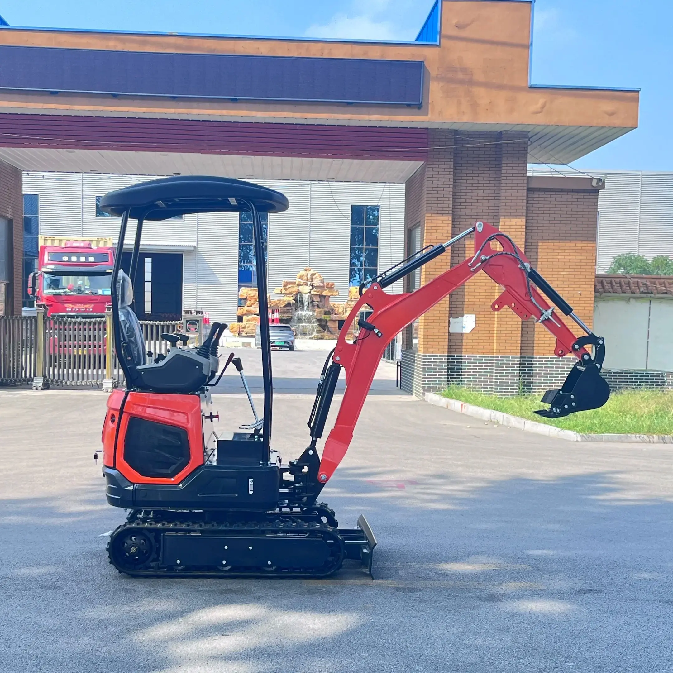 高性能クローラー式掘削機、重機建設工事用、全地形対応掘削機販売中