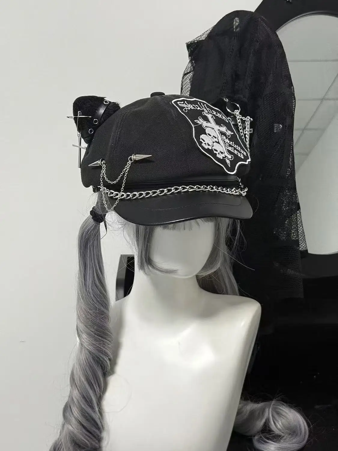 Harajuku Gothic Skull Cross Cat Ear Sun Hat Women Punk Rivet Y2K Girls Accessories Subculture Metal Chain Painter Cap